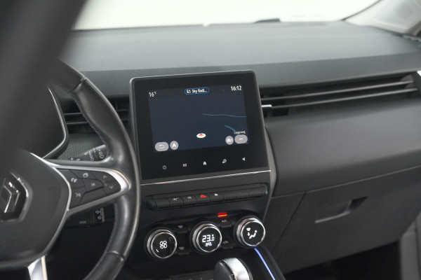 Renault Clio TCe 130 EDC Intens |  Allseason banden | Camera | Navigatie | Parkeersensoren