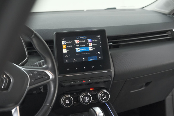 Renault Clio TCe 130 EDC Intens |  Allseason banden | Camera | Navigatie | Parkeersensoren