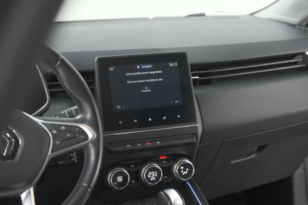 Renault Clio TCe 130 EDC Intens |  Allseason banden | Camera | Navigatie | Parkeersensoren