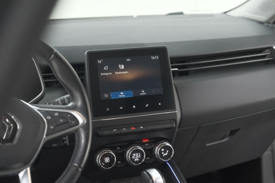 Renault Clio TCe 130 EDC Intens |  Allseason banden | Camera | Navigatie | Parkeersensoren