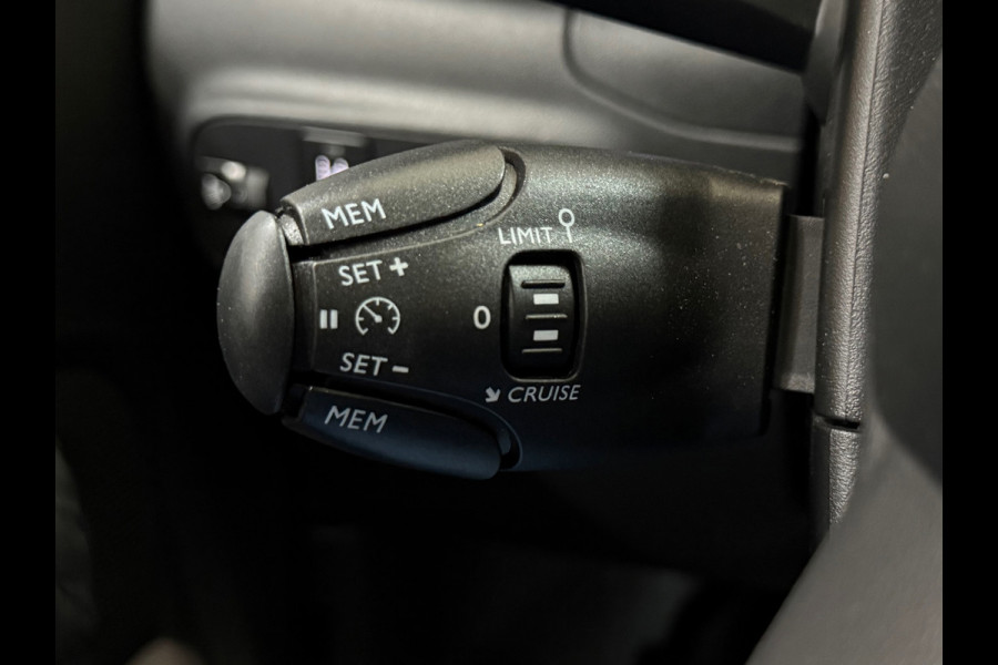 Citroën C3 1.2 Shine |NAVI | Sensoren Achter | Cruise Control |110pk |