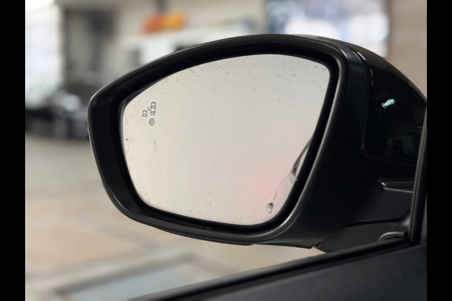 Citroën C3 1.2 Shine |NAVI | Sensoren Achter | Cruise Control |110pk |