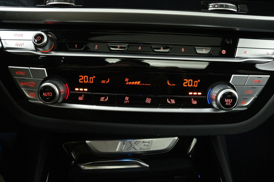 BMW iX3 High Executive 80 kWh M-pakket (1e eigenaar, NL-auto, Dealer OnderH, Panoramadak, Navi Pro, Leder, StoelV, Etc)