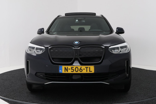 BMW iX3 High Executive 80 kWh M-pakket (1e eigenaar, NL-auto, Dealer OnderH, Panoramadak, Navi Pro, Leder, StoelV, Etc)
