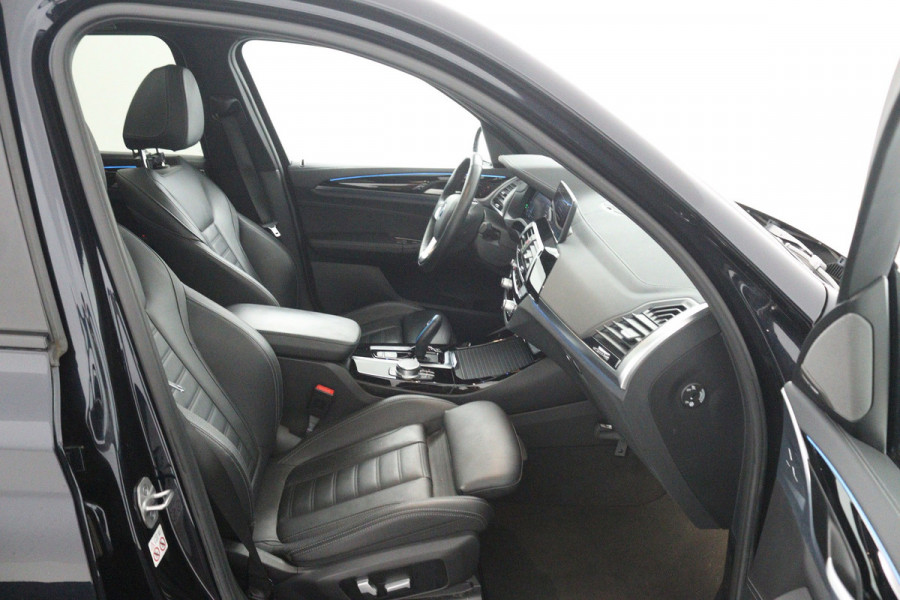 BMW iX3 High Executive 80 kWh M-pakket (1e eigenaar, NL-auto, Dealer OnderH, Panoramadak, Navi Pro, Leder, StoelV, Etc)
