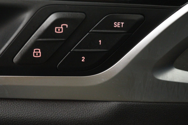 BMW iX3 High Executive 80 kWh M-pakket (1e eigenaar, NL-auto, Dealer OnderH, Panoramadak, Navi Pro, Leder, StoelV, Etc)