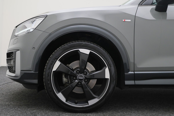 Audi Q2 2.0 TFSI quattro Sport Edition #1 Panoramadak, Leer, B&O, Head-Up, ACC, Trekhaak, 19"
