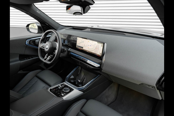 BMW X3 30e xDrive M-Sport - Trekhaak - ACC - 360° Camera - Harman Kardon