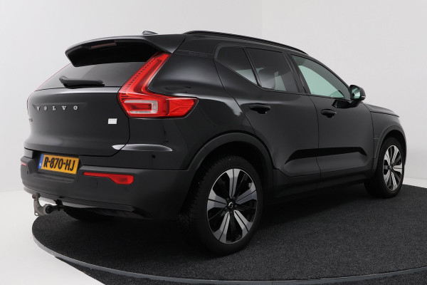 Volvo XC40 Recharge Plus 70 kWh (1e Eig, NL-auto, Dealer OndH, Carplay/ Andrioid, Trekhaak, Camera, Stoel/Stuur VerW, Etc)