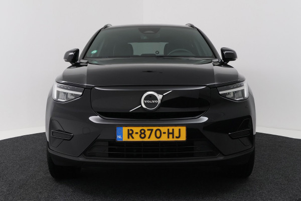 Volvo XC40 Recharge Plus 70 kWh (1e Eig, NL-auto, Dealer OndH, Carplay/ Andrioid, Trekhaak, Camera, Stoel/Stuur VerW, Etc)