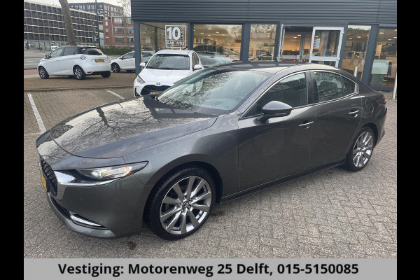 Mazda 3 2.0 e-SkyActiv-X M Hybrid 186 Comfort . STUUR & STOELVERWARMING . BOSE AUDIO  . NAVIGATIE .