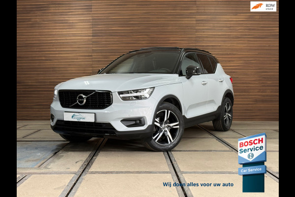 Volvo XC40 1.5 T3 R-Design | Pano | Winterpakket | Elektr voorstoelen+memory | Camera | Carplay