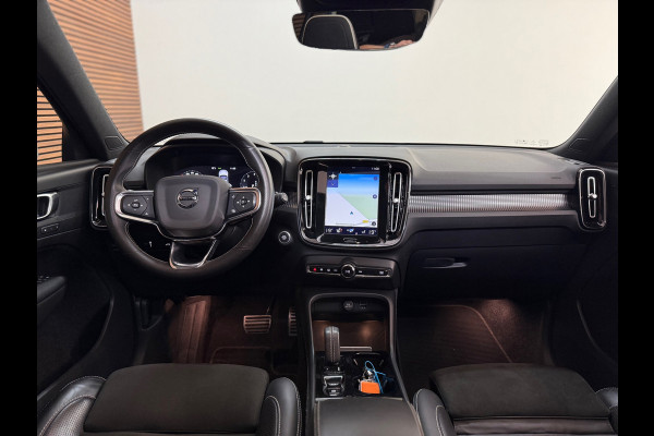 Volvo XC40 1.5 T3 R-Design | Pano | Winterpakket | Elektr voorstoelen+memory | Camera | Carplay