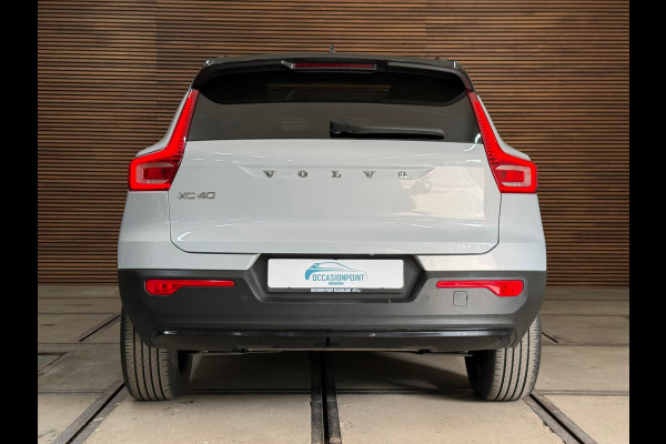 Volvo XC40 1.5 T3 R-Design | Pano | Winterpakket | Elektr voorstoelen+memory | Camera | Carplay