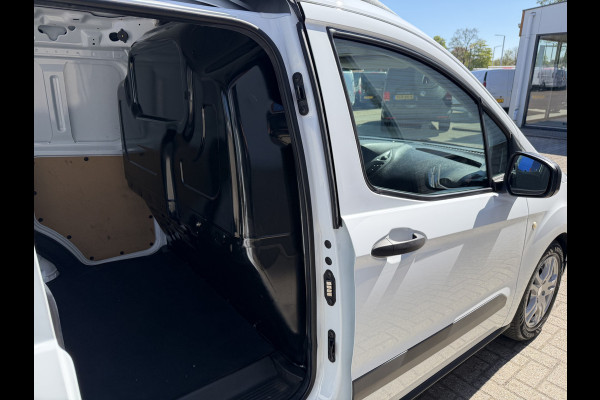 Ford Transit Courier 1.5 TDCI Trend / euro 6 / bpm vrij / vaste prijs rijklaar € 9.950 marge / vrij van btw / pdc voor en achter / airco / cruise / schuifdeur / lichtmetalen velgen