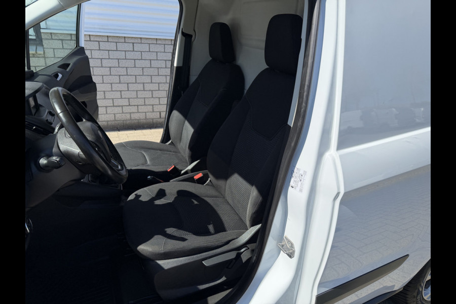 Ford Transit Courier 1.5 TDCI Trend / euro 6 / bpm vrij / vaste prijs rijklaar € 9.950 marge / vrij van btw / pdc voor en achter / airco / cruise / schuifdeur / lichtmetalen velgen