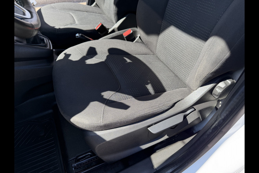 Ford Transit Courier 1.5 TDCI Trend / euro 6 / bpm vrij / vaste prijs rijklaar € 9.950 marge / vrij van btw / pdc voor en achter / airco / cruise / schuifdeur / lichtmetalen velgen