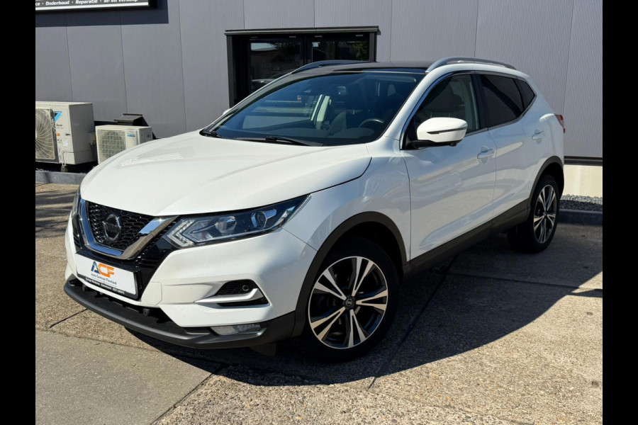 Nissan QASHQAI 1.3 MHEV N-Connecta /Trekhaak / NAVI / CAMERA /STOELVERW. / PANORAMA