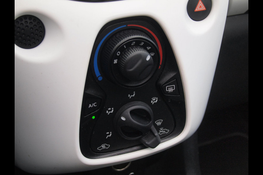 Citroën C1 1.0 VTi Airscape Urban Ride | Elektrisch vouwdak | Camera | Apple Carplay | Airco | 5-deurs | Nl-Auto |