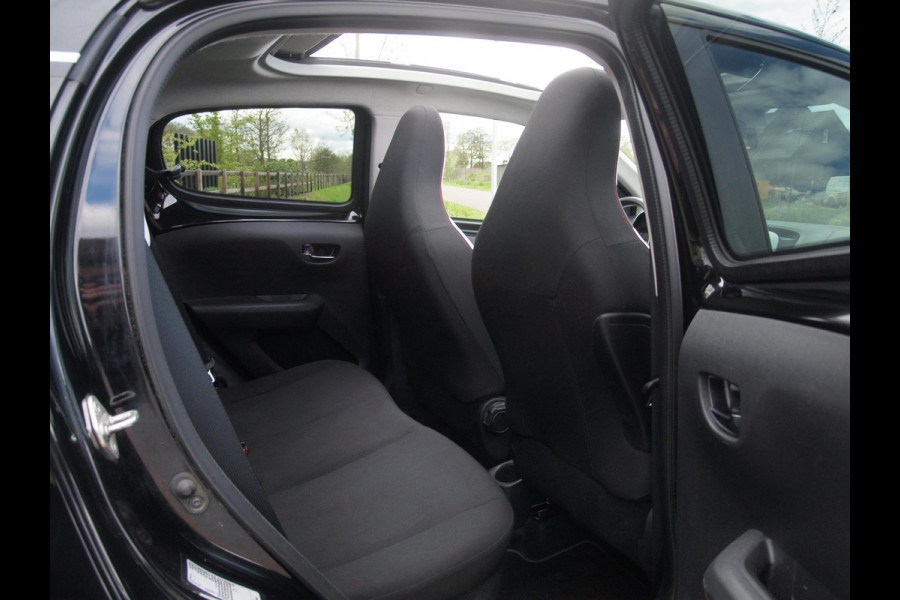 Citroën C1 1.0 VTi Airscape Urban Ride | Elektrisch vouwdak | Camera | Apple Carplay | Airco | 5-deurs | Nl-Auto |