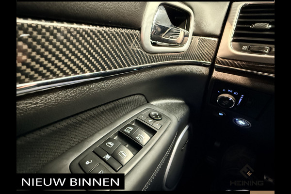 Jeep Grand Cherokee 6.4 V8 SRT8. Grijs Kenteken. Navi. Apple-carplay. Trekhaak. LPG. 93000 KM