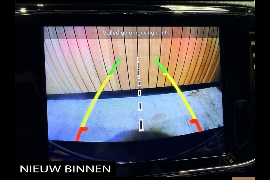 Jeep Grand Cherokee 6.4 V8 SRT8. Grijs Kenteken. Navi. Apple-carplay. Trekhaak. LPG. 93000 KM