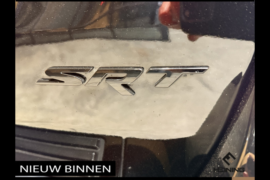 Jeep Grand Cherokee 6.4 V8 SRT8. Grijs Kenteken. Navi. Apple-carplay. Trekhaak. LPG. 93000 KM