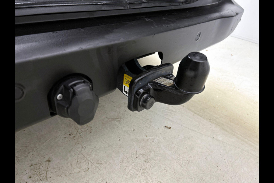 Ford Transit Custom 300 2.0 TDCI L2H1 Automaat Trend Nieuw Model Navigatie Climate Control Parkeersensoren Camera Lichtmetalen Velgen Bumpers in kleur Digitale Cockpit