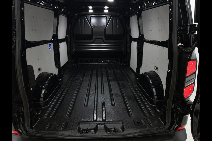 Ford Transit Custom 300 2.0 TDCI L2H1 Automaat Trend Nieuw Model Navigatie Climate Control Parkeersensoren Camera Lichtmetalen Velgen Bumpers in kleur Digitale Cockpit