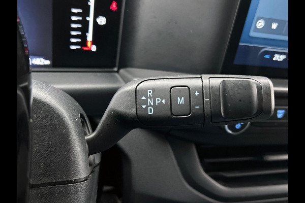 Ford Transit Custom 300 2.0 TDCI L2H1 Automaat Trend Nieuw Model Navigatie Climate Control Parkeersensoren Camera Lichtmetalen Velgen Bumpers in kleur Digitale Cockpit