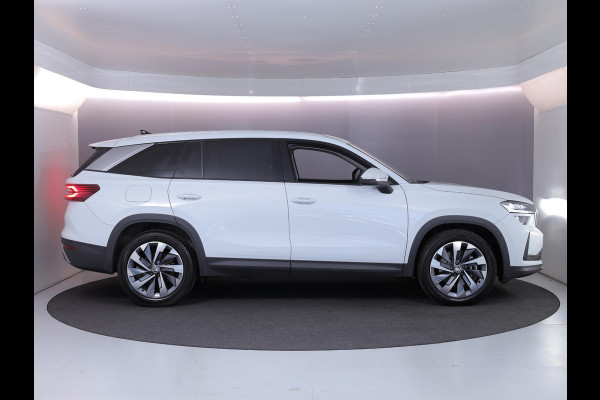Škoda Kodiaq 1.5 TSI PHEV Sportline Business 204pk | Wegklapbare trekhaak | 19 inch lichtmetalen velgen | Elektrisch verstelb. passagiersstoel met geheugen | Verlengde garantie