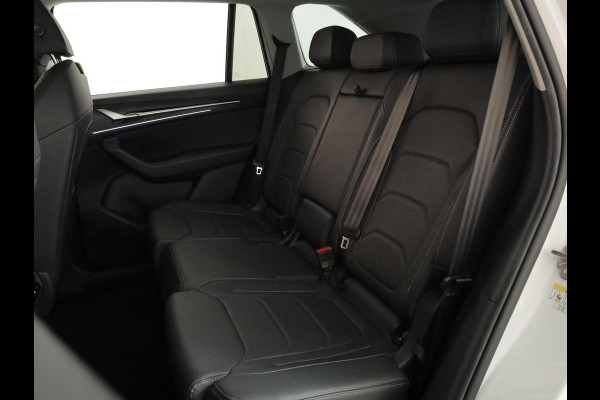 Škoda Kodiaq 1.5 TSI PHEV Sportline Business 204pk | Wegklapbare trekhaak | 19 inch lichtmetalen velgen | Elektrisch verstelb. passagiersstoel met geheugen | Verlengde garantie