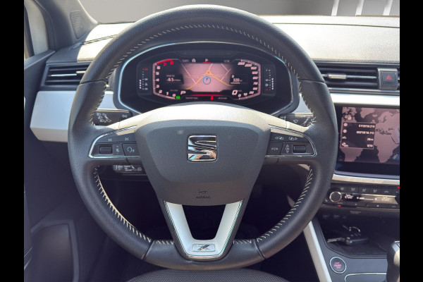 Seat Arona 1.0 TSI Xcellence Business Intense Automaat | Navi |Virtual Cockpit | Stoelverw | White met zwart dak |