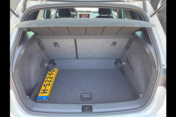 Seat Arona 1.0 TSI Xcellence Business Intense Automaat | Navi |Virtual Cockpit | Stoelverw | White met zwart dak |