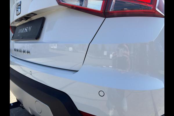 Seat Arona 1.0 TSI Xcellence Business Intense Automaat | Navi |Virtual Cockpit | Stoelverw | White met zwart dak |