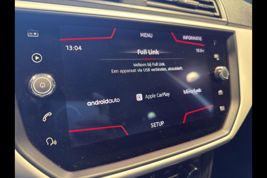 Seat Arona 1.0 TSI Xcellence Business Intense Automaat | Navi |Virtual Cockpit | Stoelverw | White met zwart dak |