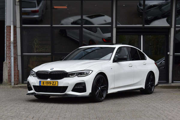 BMW 3-serie 320i High Executive M sport Pano Leder Camera HK