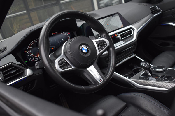 BMW 3-serie 320i High Executive M sport Pano Leder Camera HK