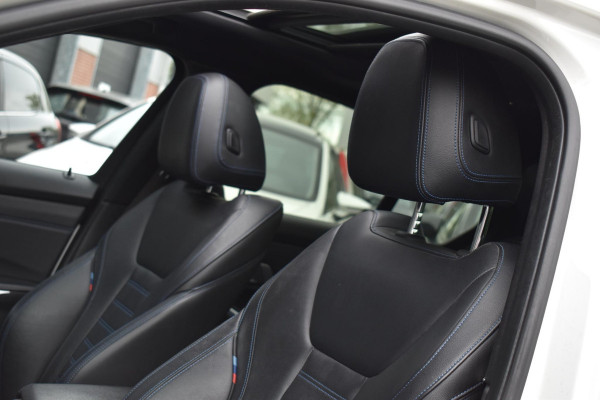 BMW 3-serie 320i High Executive M sport Pano Leder Camera HK
