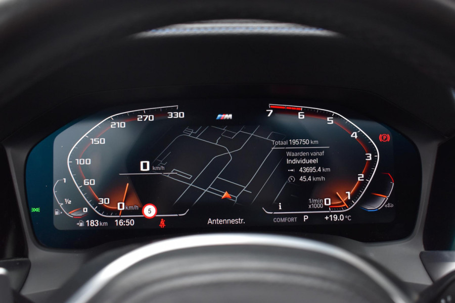 BMW 3-serie 320i High Executive M sport Pano Leder Camera HK