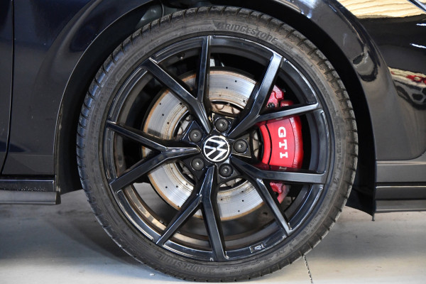 Volkswagen Golf 2.0 TSI GTI Clubsport, Pano, Sfeer