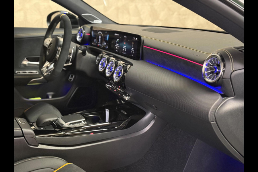 Mercedes-Benz CLA-Klasse AMG 45 S 4MATIC+ | Pano | Keyless | 360 Camera | Burmester | kuipstoelen