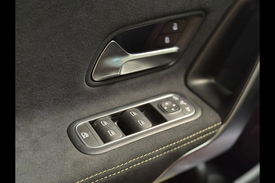 Mercedes-Benz CLA-Klasse AMG 45 S 4MATIC+ | Pano | Keyless | 360 Camera | Burmester | kuipstoelen