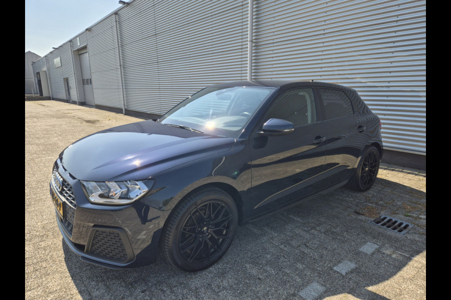 Audi A1 SPORTBACK 25 TFSI Pro Line,Automaat, Navigatie,virtueel Dash, Carplay/Andriod, Parkeersensoren,