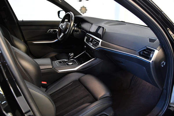 BMW 3-serie 330e M-pakket, Applecarplay, Sfeerverlichting