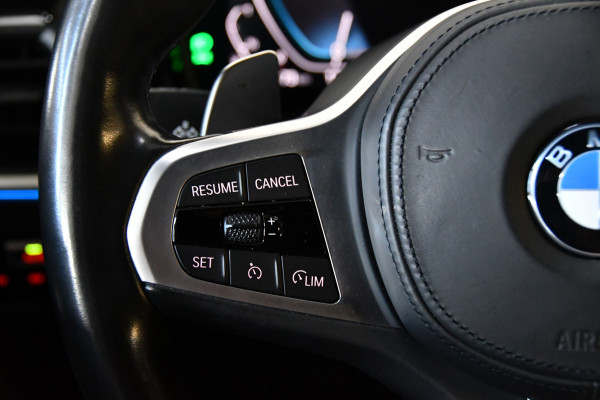 BMW 3-serie 330e M-pakket, Applecarplay, Sfeerverlichting