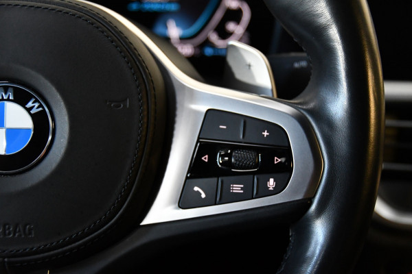 BMW 3-serie 330e M-pakket, Applecarplay, Sfeerverlichting