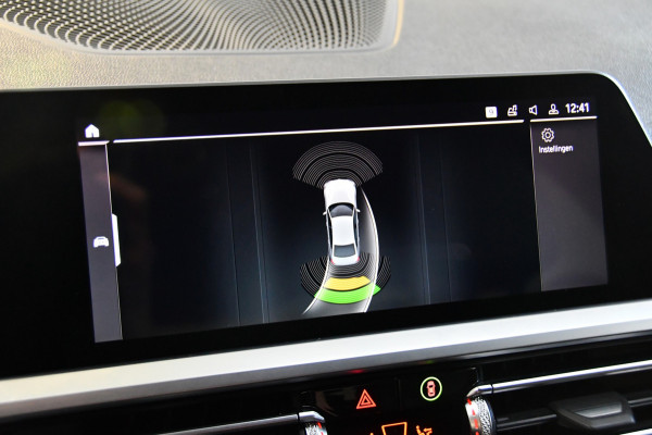 BMW 3-serie 330e M-pakket, Applecarplay, Sfeerverlichting