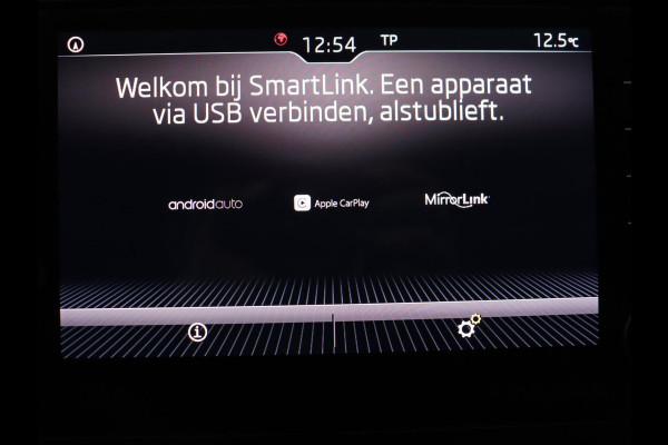 Škoda Octavia 1.5 TSI Ambition Business | Automaat | Trekhaak | Carplay | Navigatie | Parkeerhulp | Climate control | Bluetooth | Cruise control