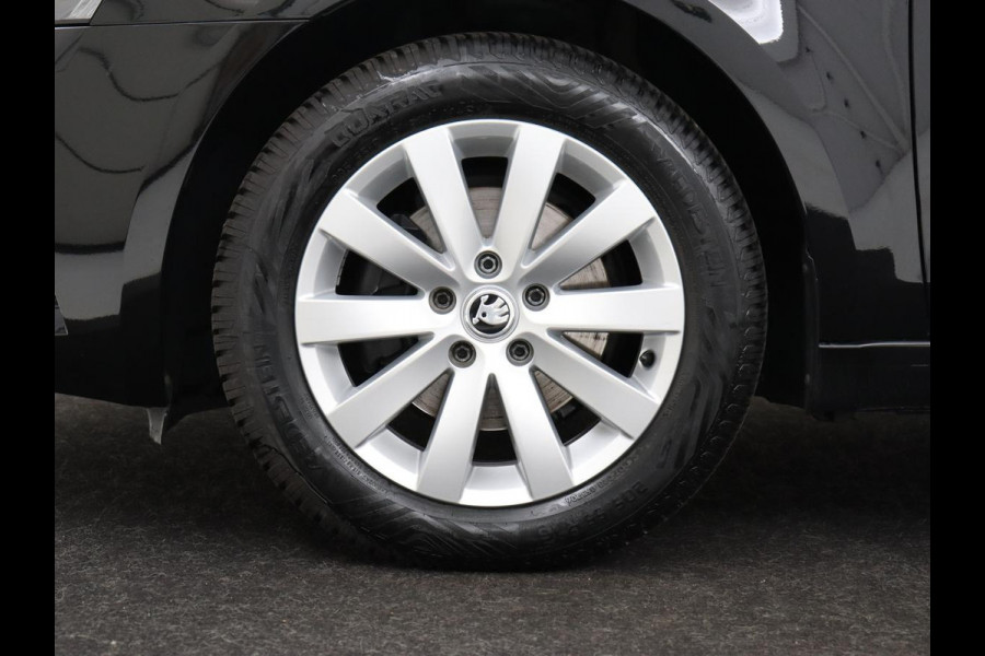 Škoda Octavia 1.5 TSI Ambition Business | Automaat | Trekhaak | Carplay | Navigatie | Parkeerhulp | Climate control | Bluetooth | Cruise control